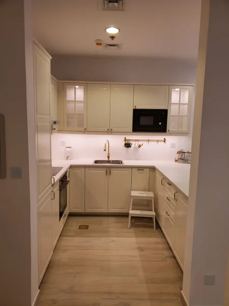 Interior 7